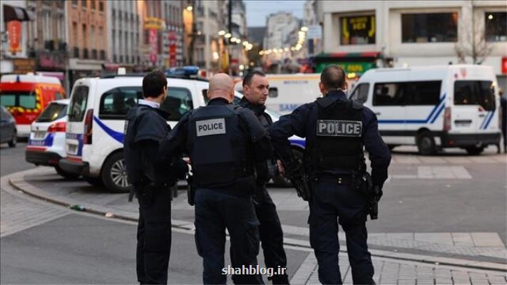 آتش زدن خودرو ها و بازداشت ۲۱۱ نفر در شب سال نوی فرانسه