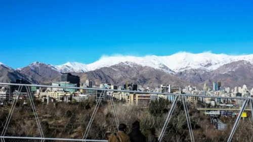 هوای تهران قابل قبول است